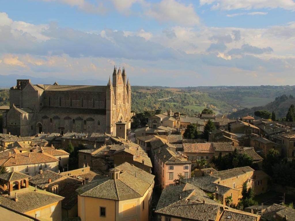 Porta Vivaria Orvieto- Private Parking Exterior photo